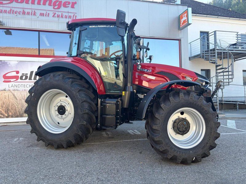 Case IH Farmall 120M