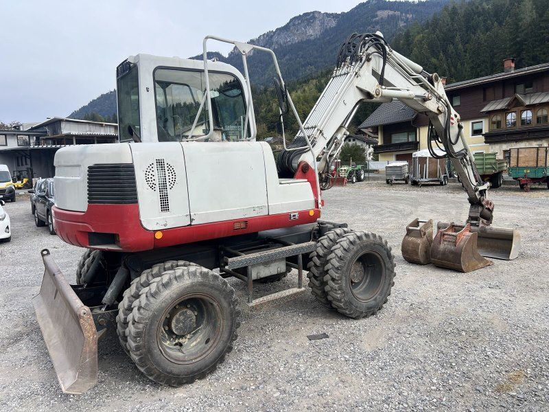 Takeuchi TB175W  mit Powertilt