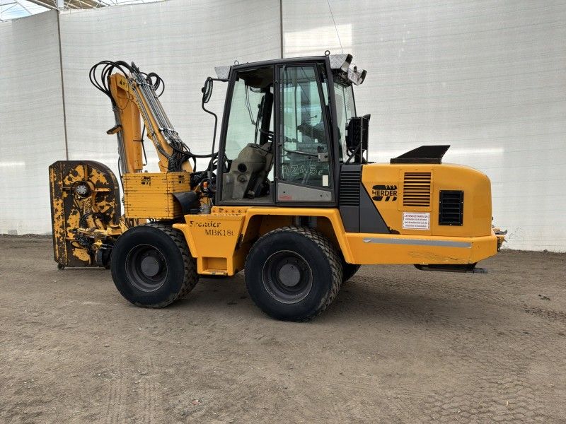 2009 Allmann AZ45e & Herder SHMH 150 Hedge Trimmer