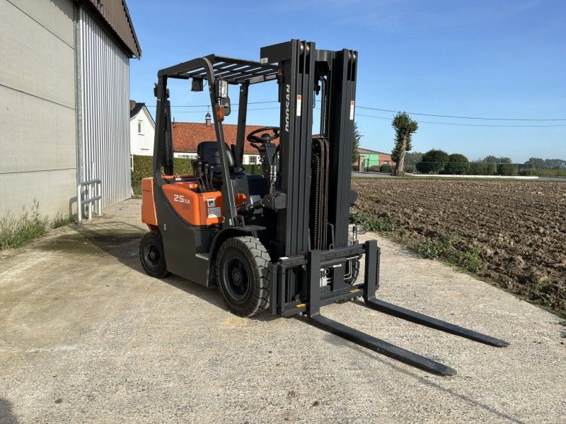 2020 Doosan D25GP Gabelstapler (Vorführmaschine)