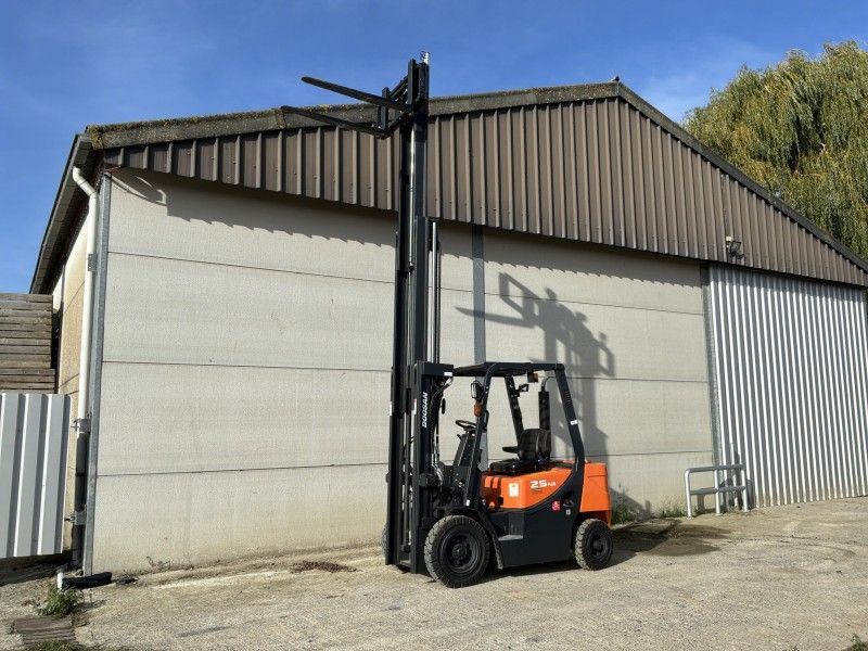 2020 Doosan D25GP Gabelstapler (Vorführmaschine)
