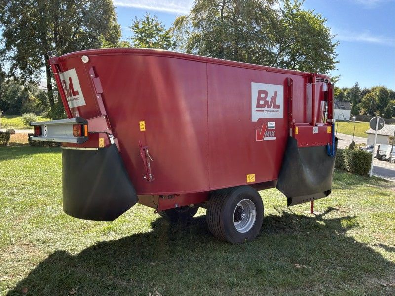 2023 Bvl V-MIX Plus 17N-2S Feed Mixer