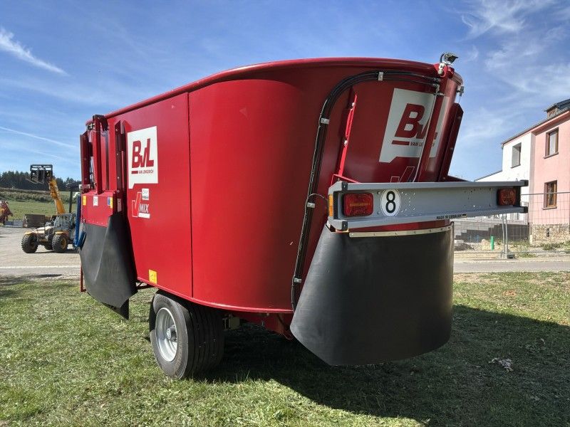 2023 Bvl V-MIX Plus 17N-2S Feed Mixer