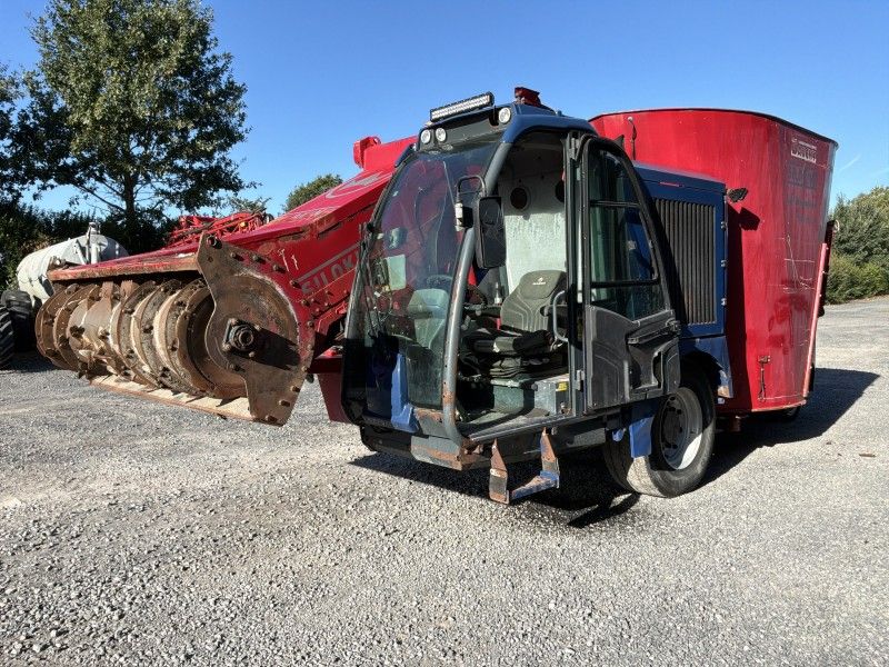 2015 Siloking Selfline 15 Selbstfahrender Futtermischwagen (renovierungsbedürftig)