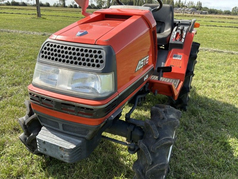 Kubota Aste A175 Four-Wheel-Drive Mini Tractor