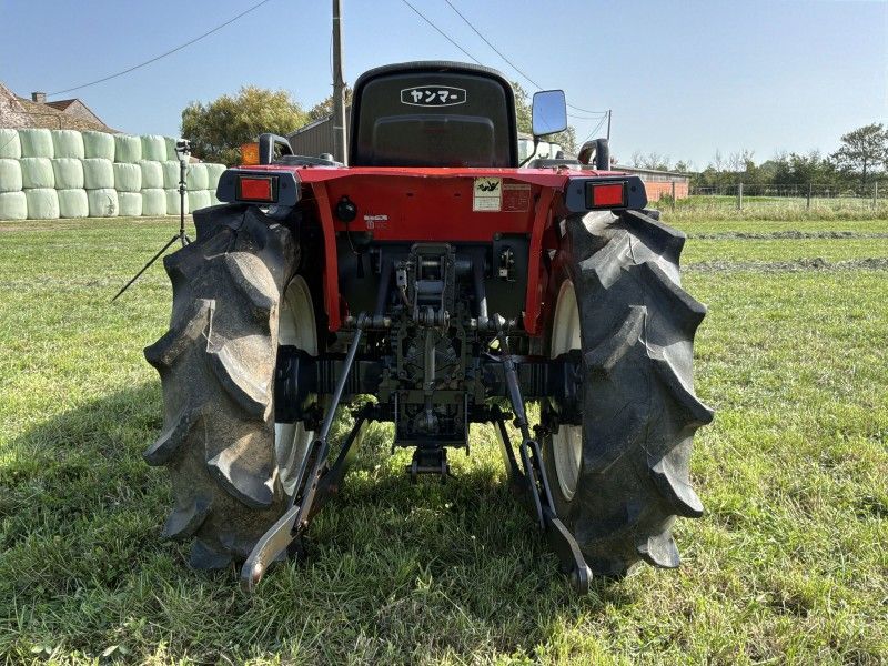 Yanmar F-220 Minitraktor mit Allradantrieb
