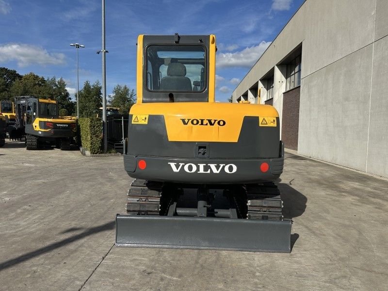 2010 Volvo EC55B Mid-Size Excavator
