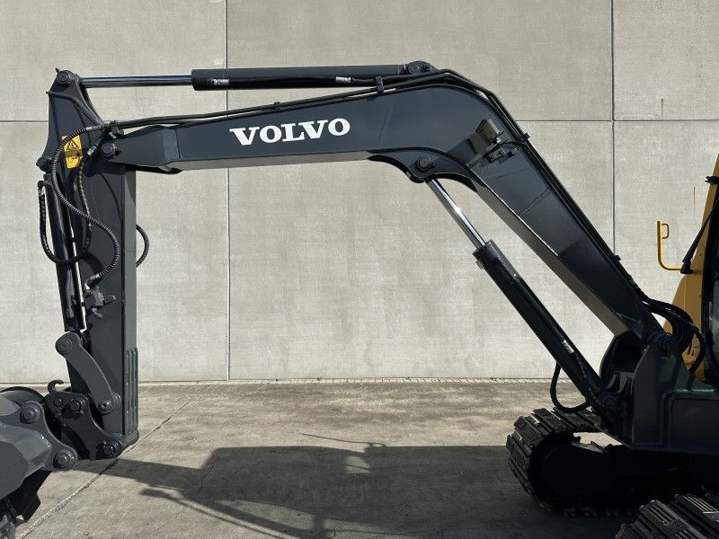 2010 Volvo EC55B Mid-Size Excavator
