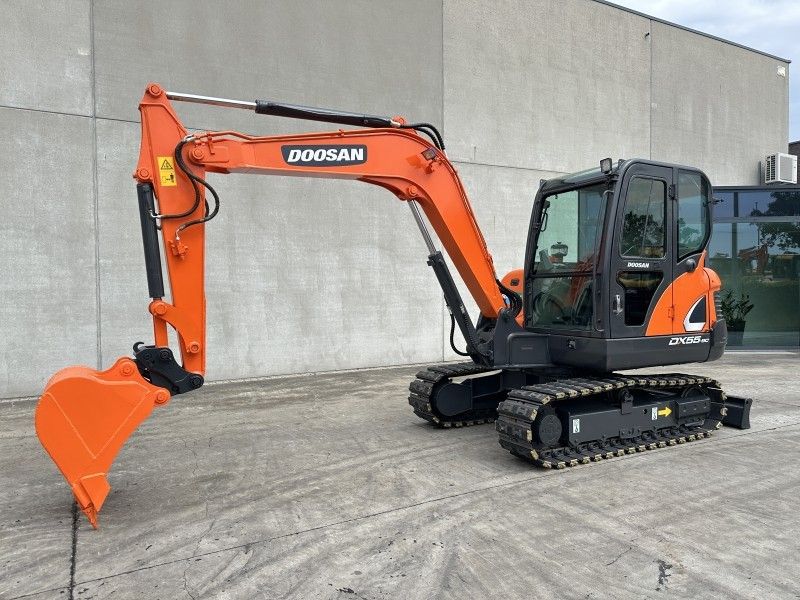 2018 Doosan DX55-9C Mid-Size Excavator