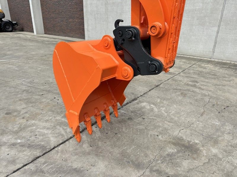 2018 Doosan DX55-9C Mid-Size Excavator