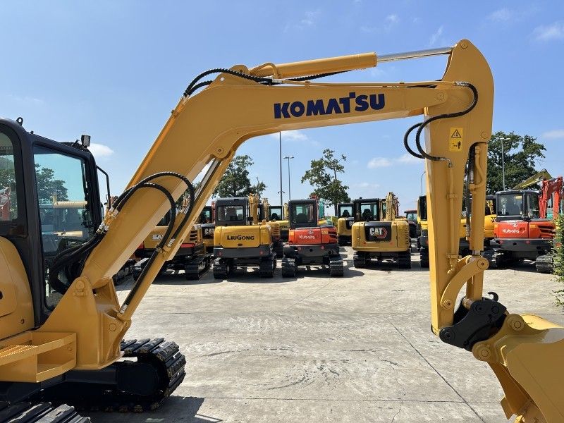 2016 Komatsu PC56-7 Mid-Size Excavator