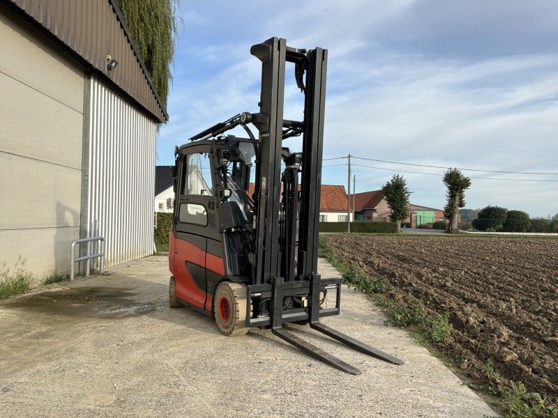 2018 Linde E25 Electric Forklift