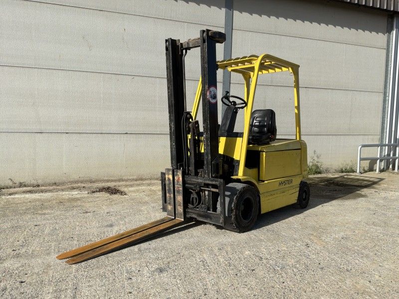 2004 Hyster J3.00XM Elektro-Gabelstapler