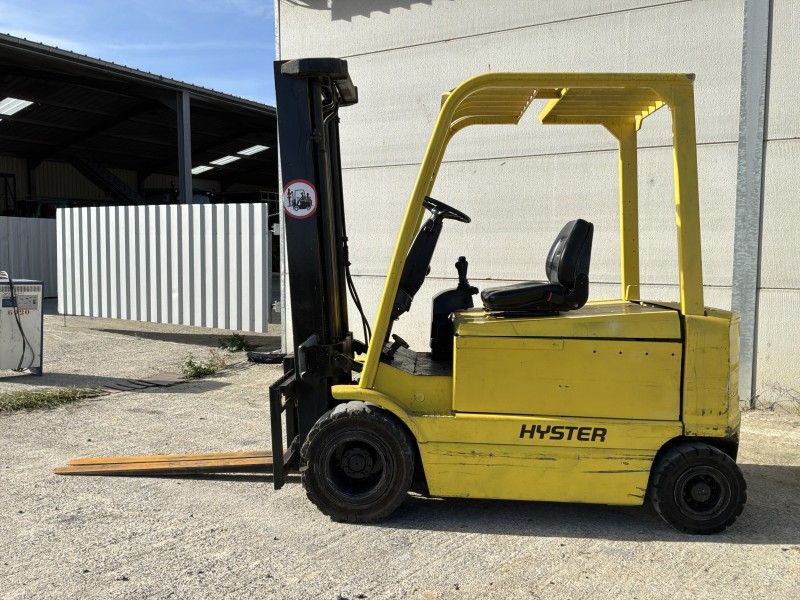 2004 Hyster J3.00XM Elektro-Gabelstapler