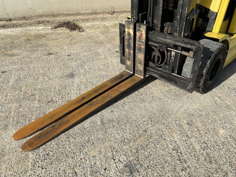 2004 Hyster J3.00XM Elektro-Gabelstapler