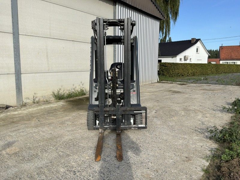 2017 Linde E16 EVO Electric Forklift