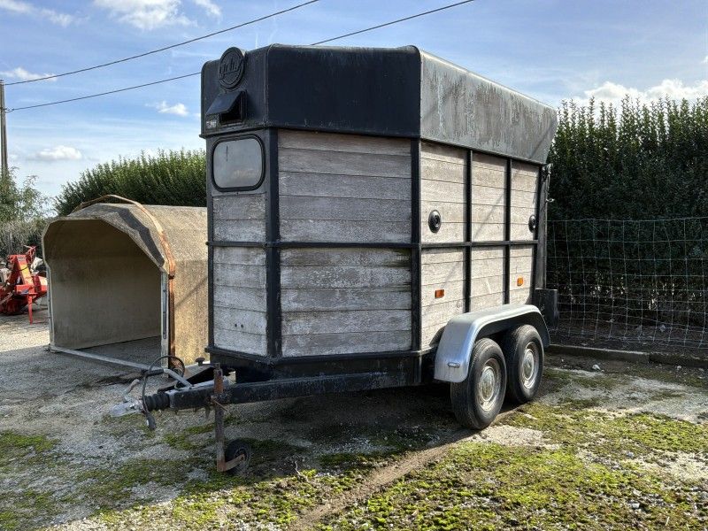 1985 GDW 2500/4000 Pferdeanhänger