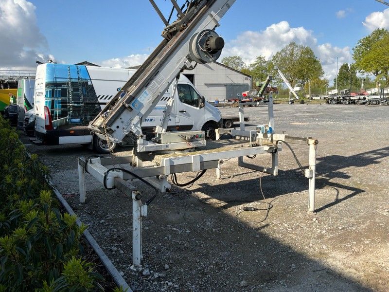 2007 CTE Pratika 250 pickup truck-mounted Scarrabile moving lift for mounting on the vehicle