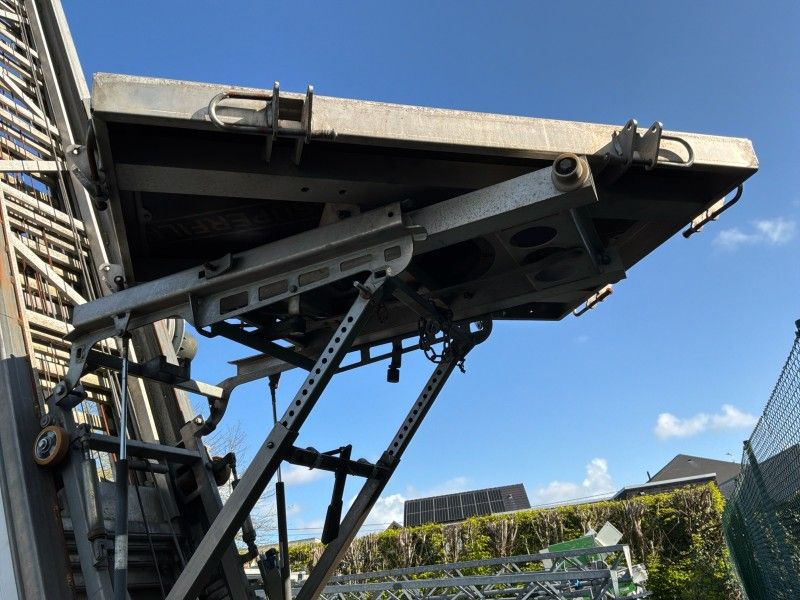 2007 CTE Pratika 250 pickup truck-mounted Scarrabile moving lift for mounting on the vehicle