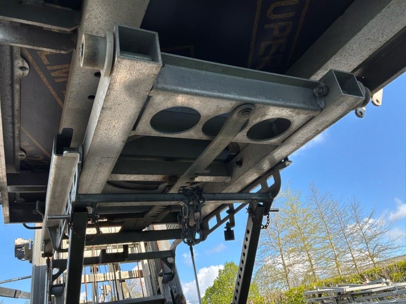 2007 CTE Pratika 250 pickup truck-mounted Scarrabile moving lift for mounting on the vehicle