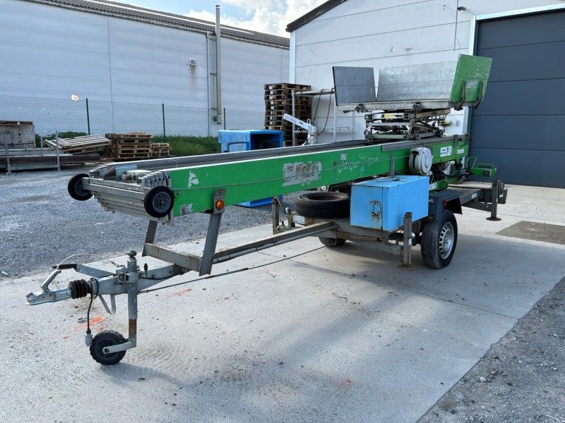 2008 CTE Pratika 205 Towed Moving Lift