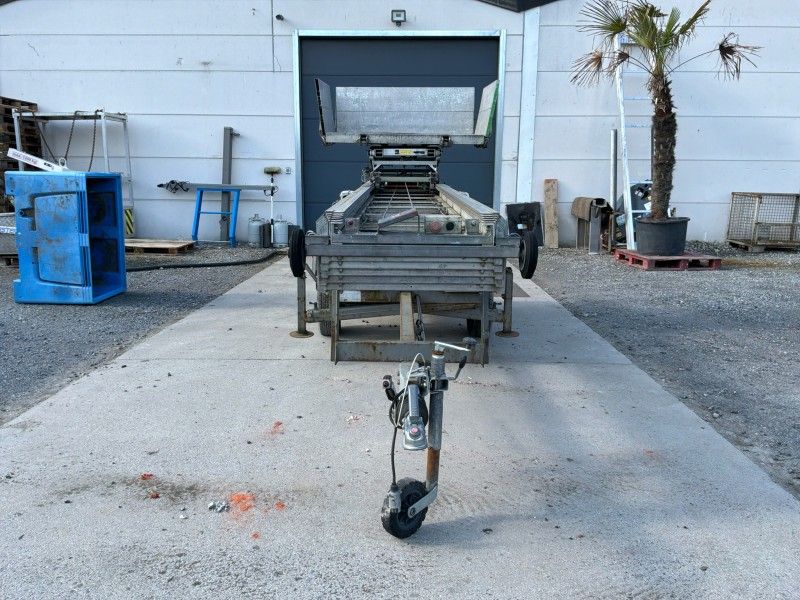 2008 CTE Pratika 205 Towed Moving Lift