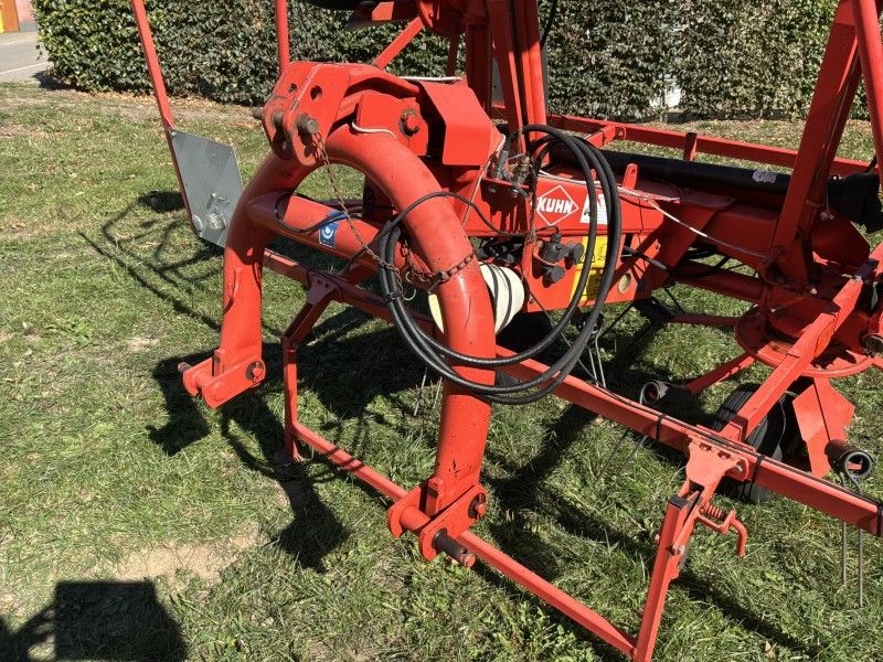 2007 Kuhn GF6401 MHO Tedders