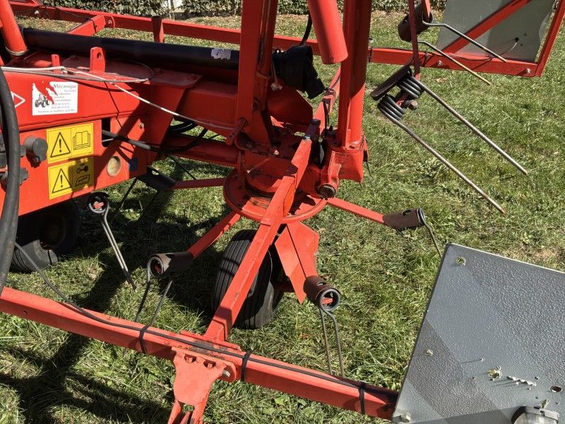 2007 Kuhn GF6401 MHO Tedders