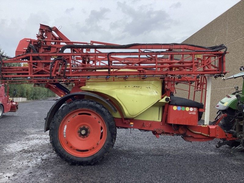 2005 Kverneland Phoenix B40 Trailed Field Sprayer