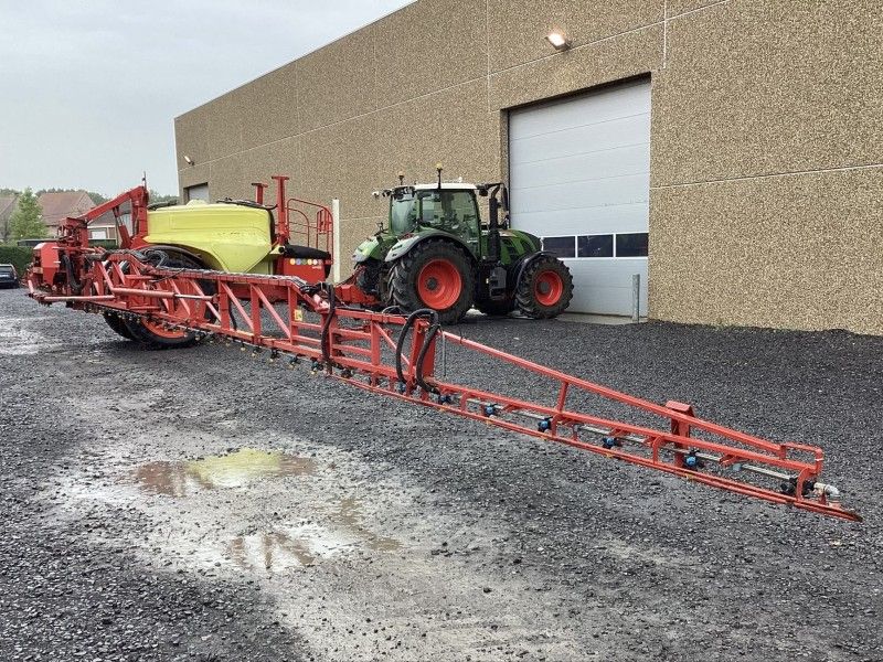 2005 Kverneland Phoenix B40 Trailed Field Sprayer