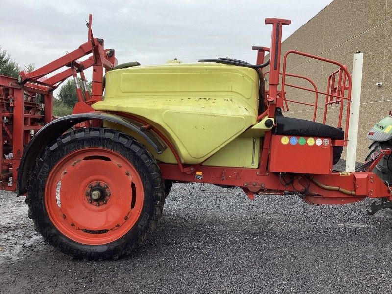 2005 Kverneland Phoenix B40 Trailed Field Sprayer
