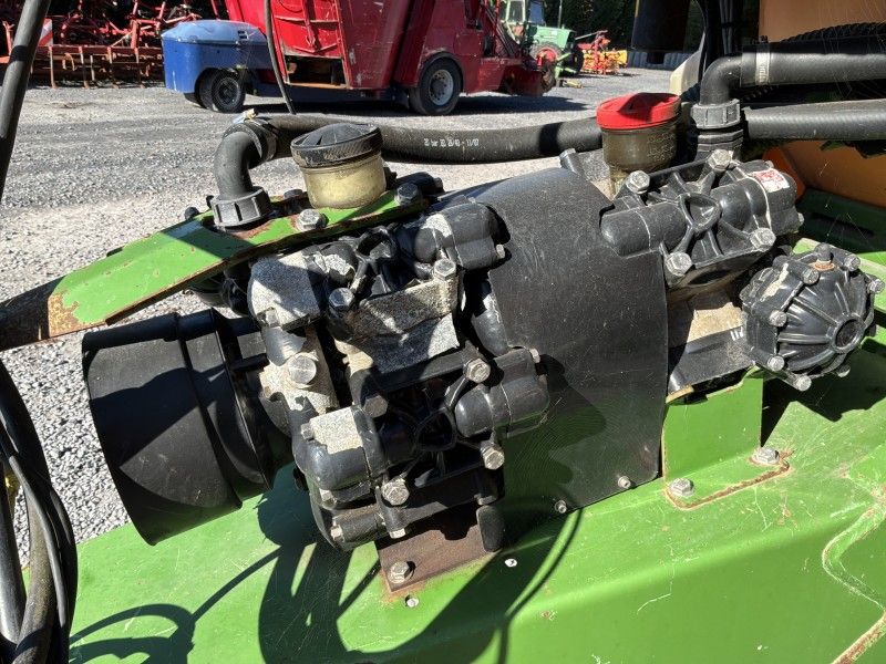2007 Amazone UX 3200 gezogene Feldspritze