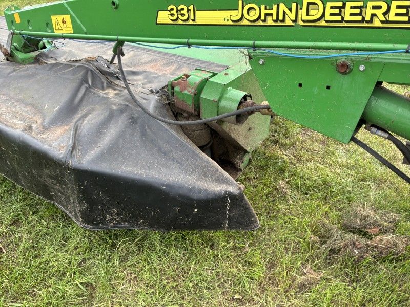 2010 John Deere 331 Scheibenmähwerk mit Aufbereiter