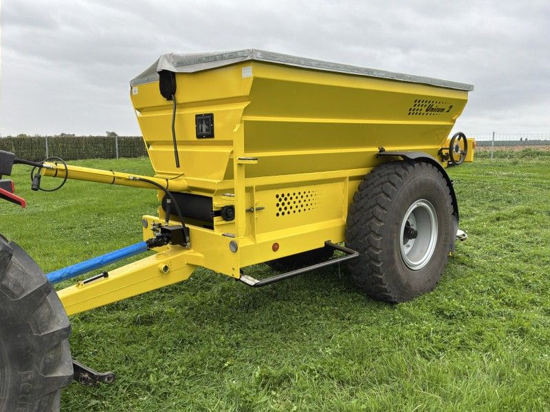 2026 Unicum 2 Towed Salt Spreader and Fertilizer Spreader