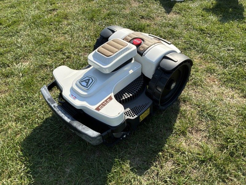 2023 Ambrogio 4.0 Elite Mähroboter (unbenutzt)