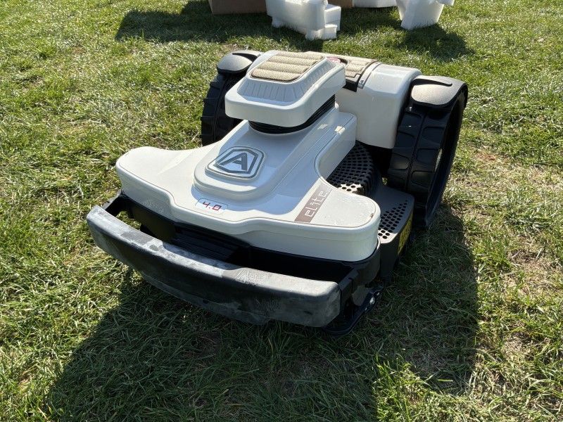 2023 Ambrogio 4.0 Elite Mähroboter (unbenutzt)