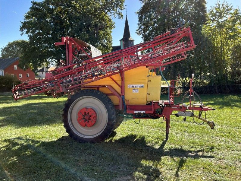 2009 Beyne PLK27/2500/260/7V Feldspritze