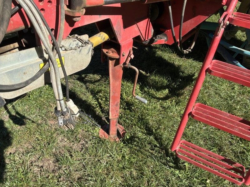 2009 Beyne PLK27/2500/260/7V Feldspritze