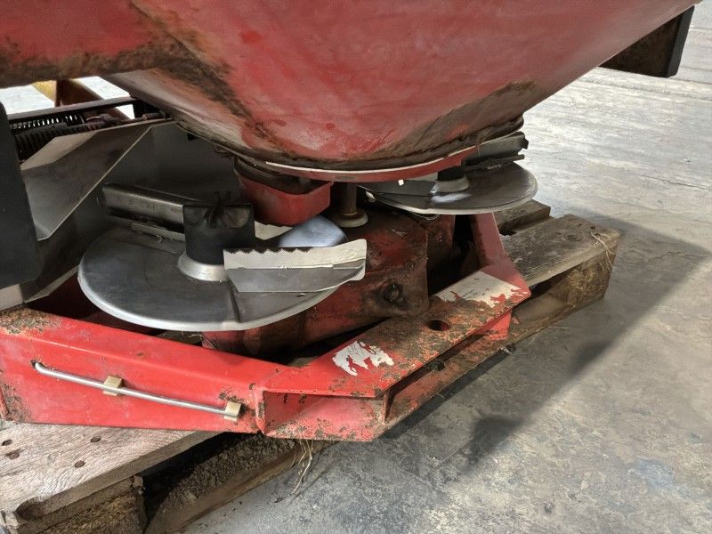 1994 Rauch MDS921 Mounted Centrifugal Fertilizer Spreader
