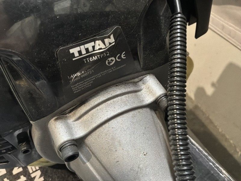 Titan TTBMFS52 6-in-1-Multitool / Kombigerät
