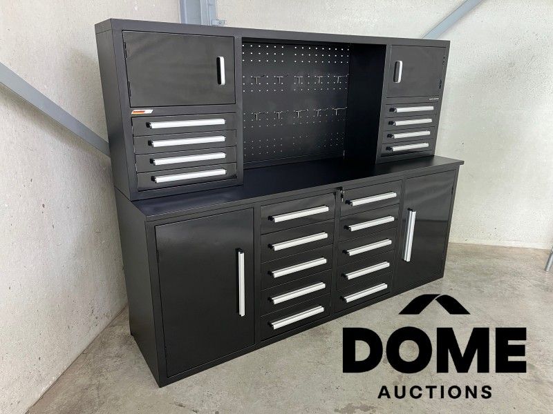 Metal workbench (FH18)