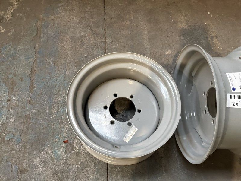Tractor rims (2)