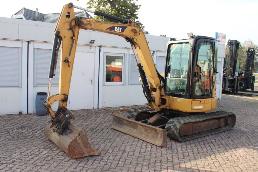 CAT 304 C