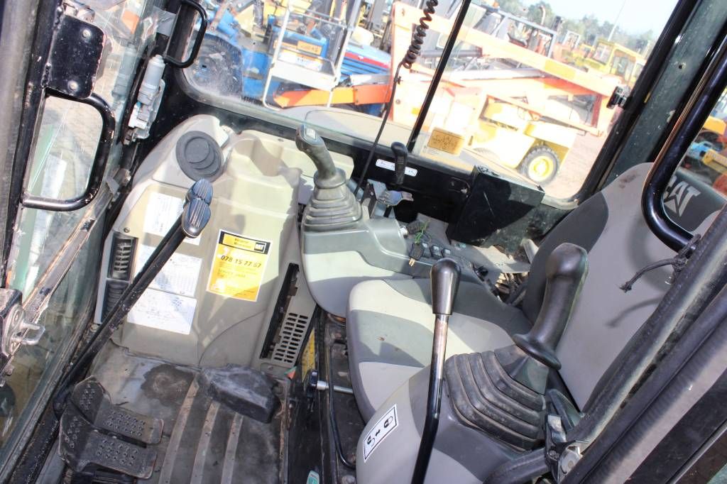 CAT 304 C