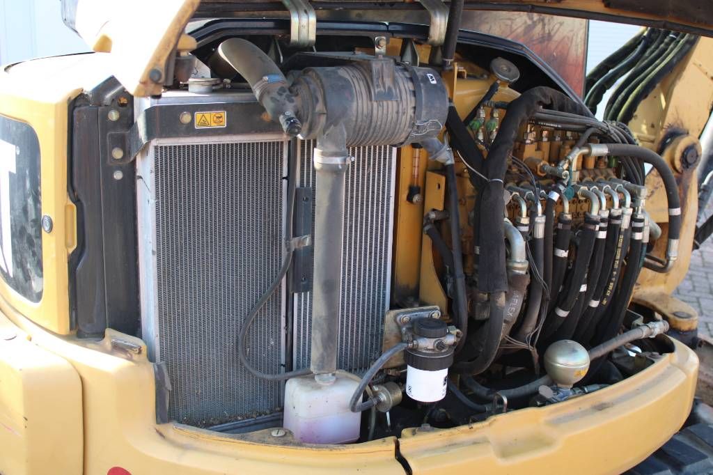 CAT 304 C