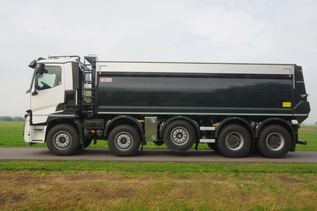 Renault C530 49-tons 10x4 met Tibeg kipper