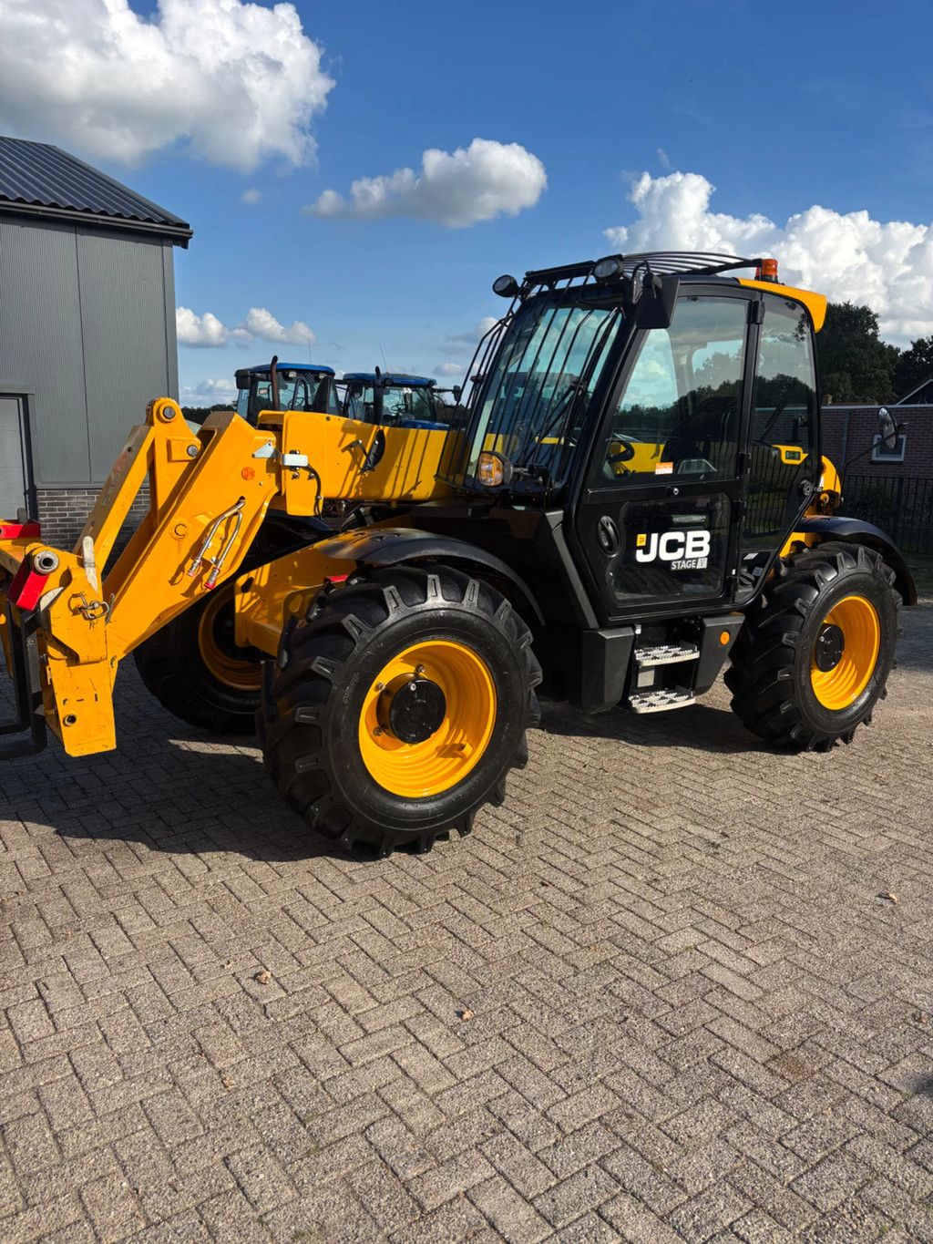 JCB 531-70 low hours