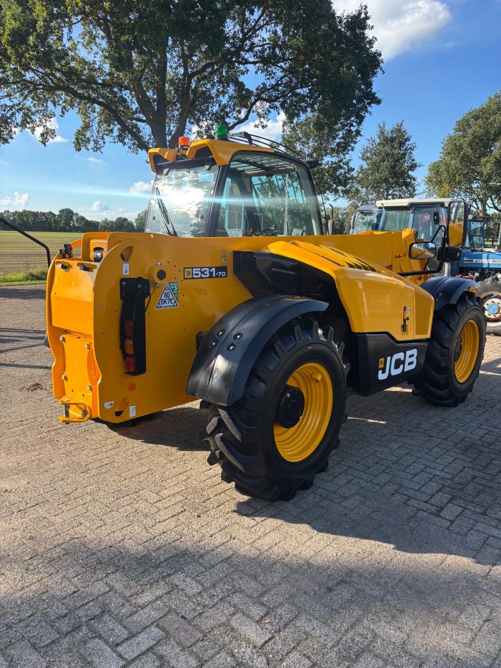 JCB 531-70 low hours