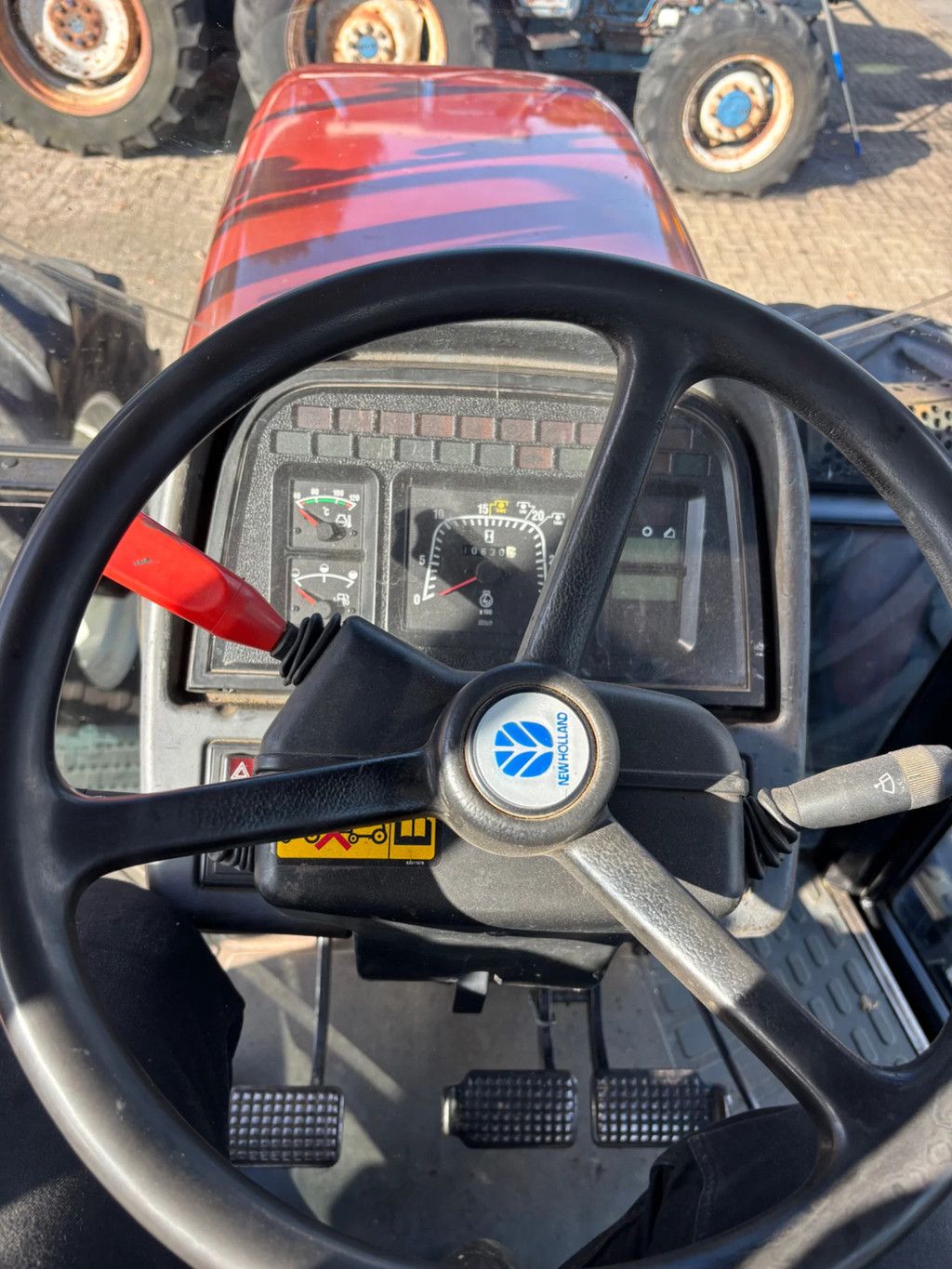 New Holland M160
