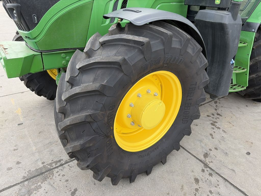 John Deere 6145R PQ